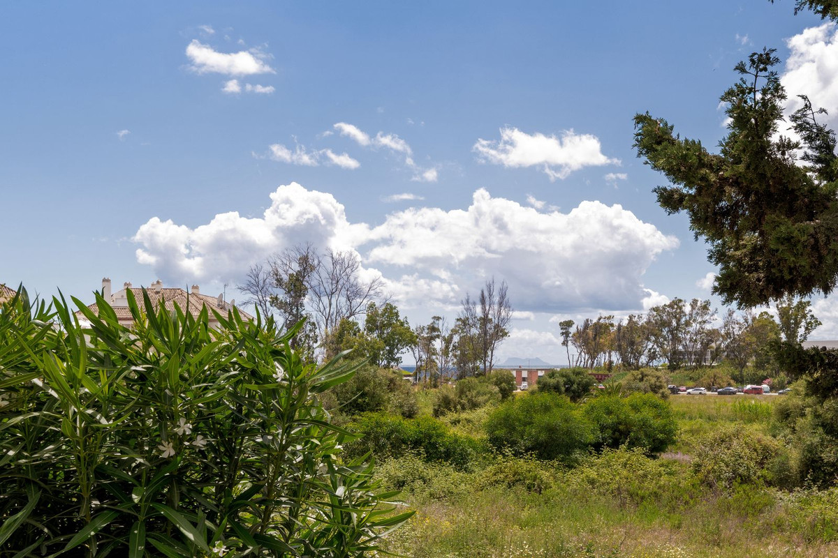 2 Bed Apartment for sale in Estepona Costa Del Sol, Málaga, Spain