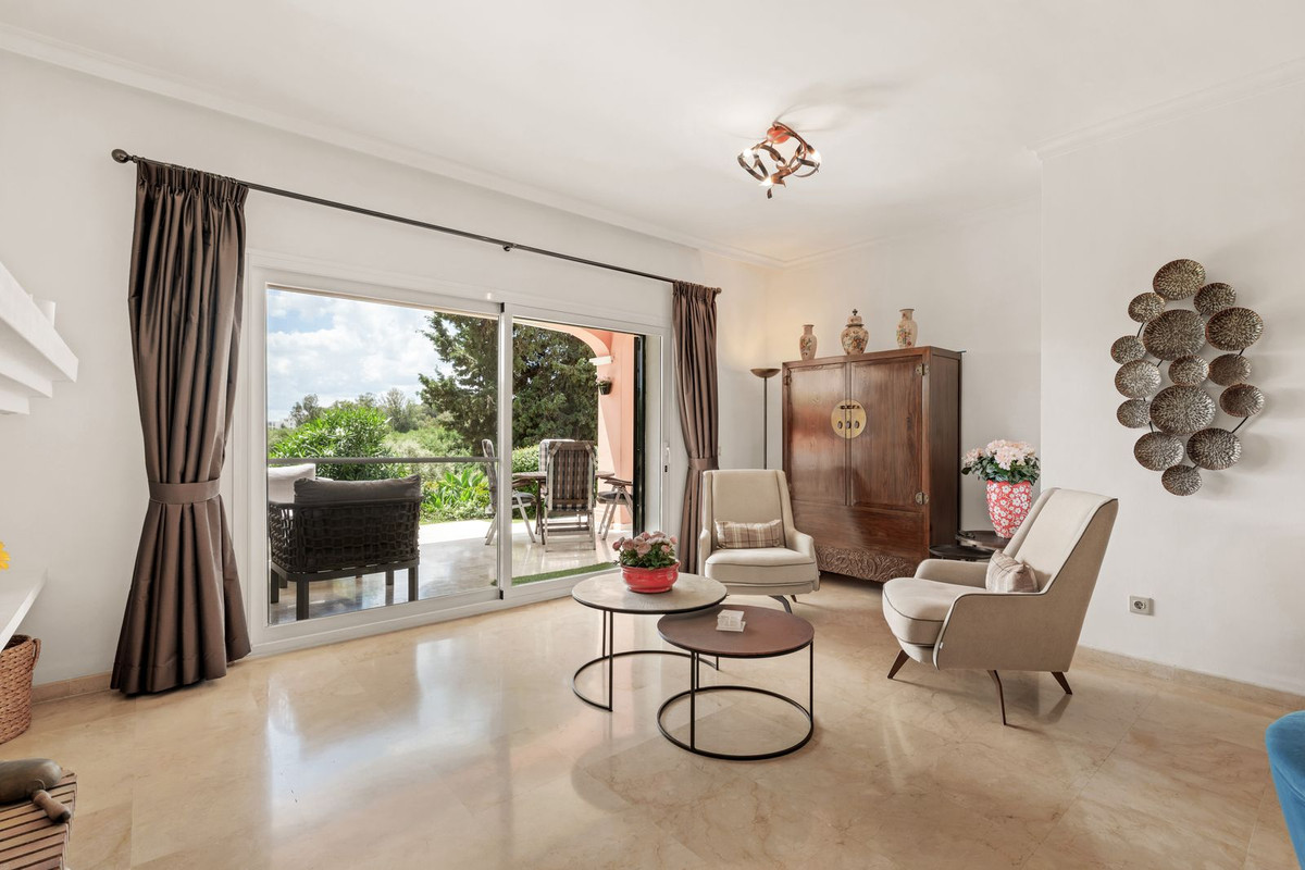 2 Bed Apartment for sale in Estepona Costa Del Sol, Málaga, Spain