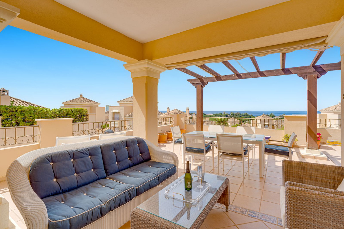 4 Bed Apartment for sale in Elviria Costa Del Sol, Málaga, Spain