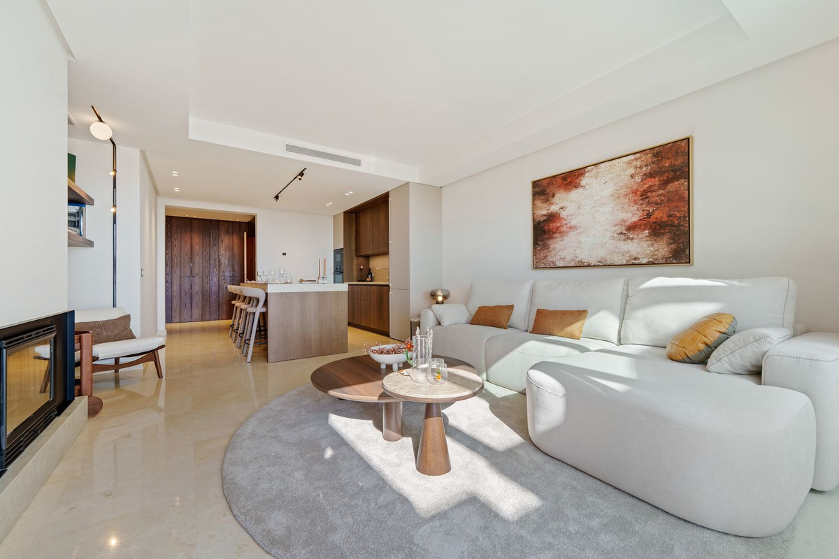 3 Bed Apartment for sale in Benahavís Costa Del Sol, Málaga, Spain