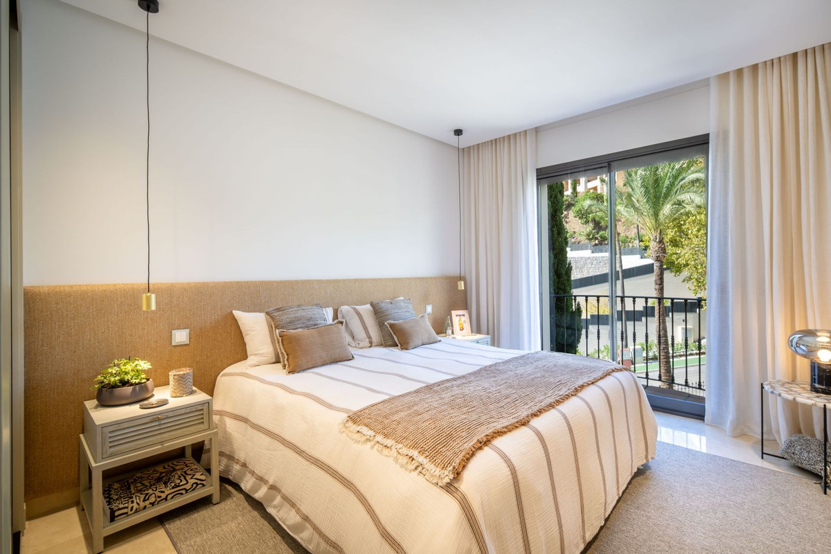 3 Bed Apartment for sale in Benahavís Costa Del Sol, Málaga, Spain