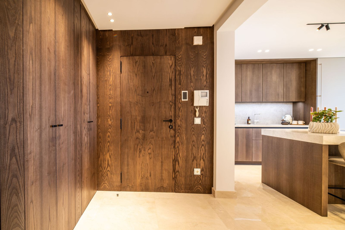 3 Bed Apartment for sale in Benahavís Costa Del Sol, Málaga, Spain