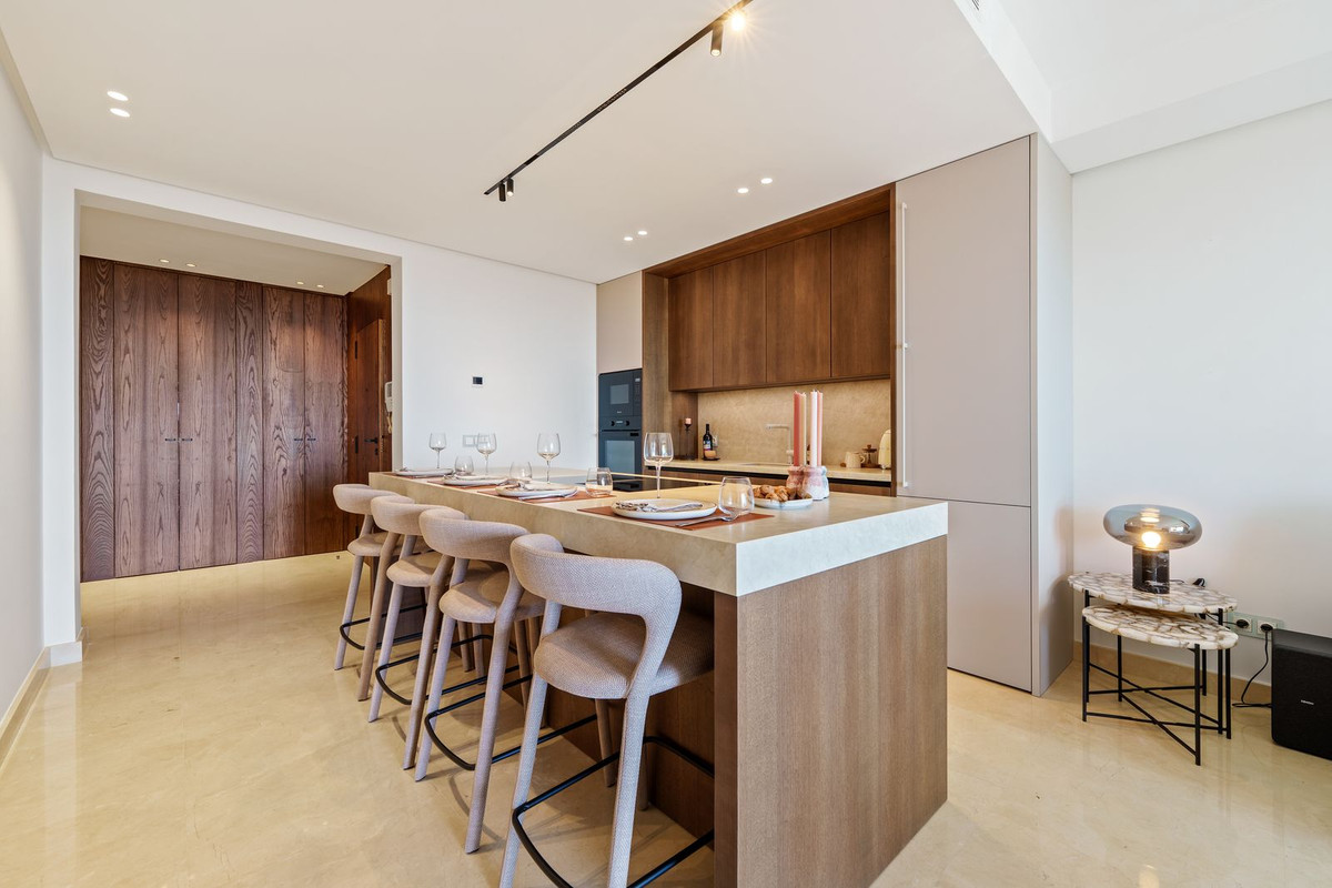 3 Bed Apartment for sale in Benahavís Costa Del Sol, Málaga, Spain