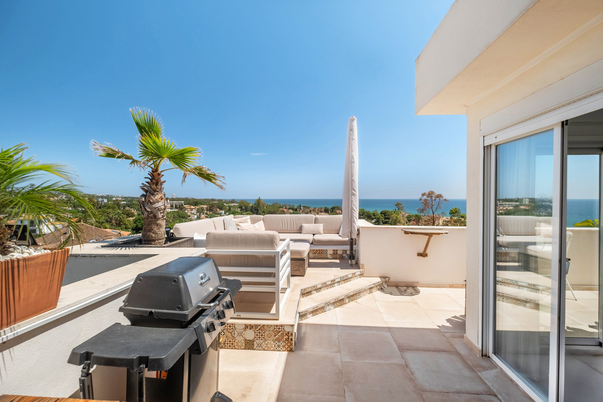 2 Bed Apartment for sale in Costabella Costa Del Sol, Málaga, Spain