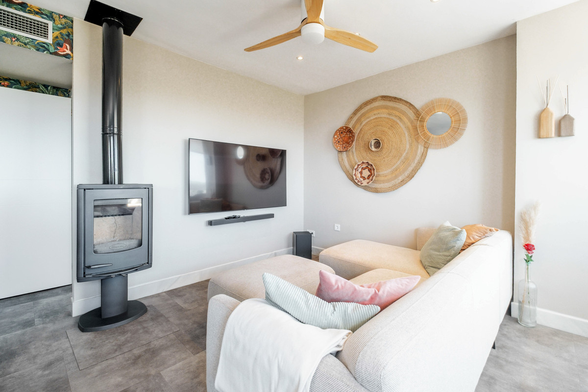 2 Bed Apartment for sale in Costabella Costa Del Sol, Málaga, Spain