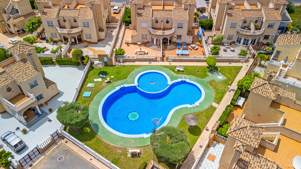 3 Bed Townhouse for sale in Playa Flamenca Costa Blanca, Alicante, Spain
