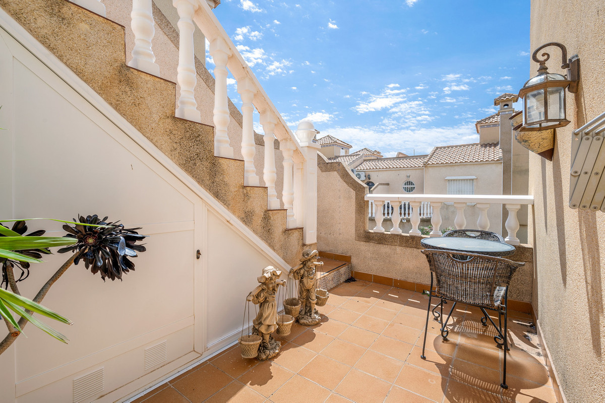 3 Bed Townhouse for sale in Playa Flamenca Costa Blanca, Alicante, Spain
