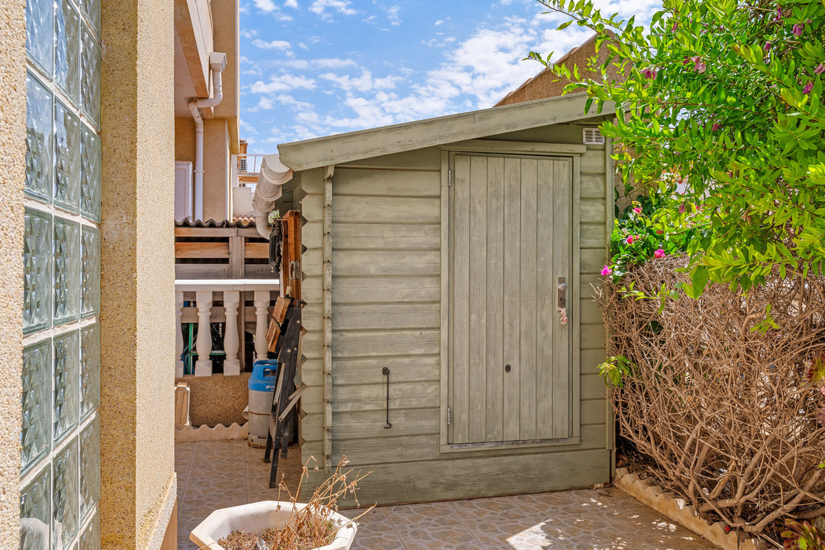 3 Bed Townhouse for sale in Playa Flamenca Costa Blanca, Alicante, Spain