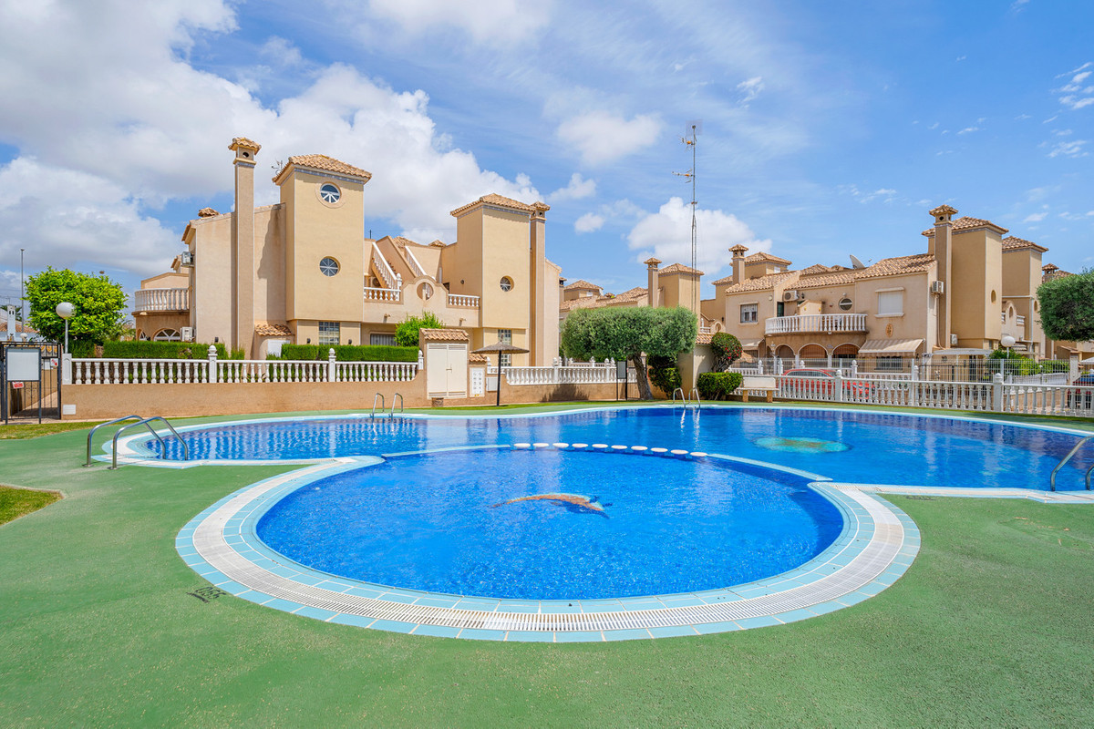 3 Bed Townhouse for sale in Playa Flamenca Costa Blanca, Alicante, Spain