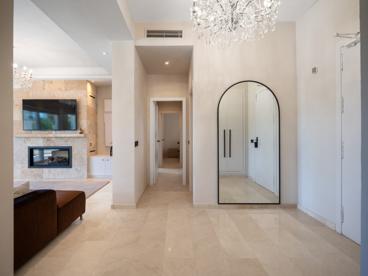 Se vende Villa - Chalet de 6 dormitorios en Costa Del Sol, Málaga, España