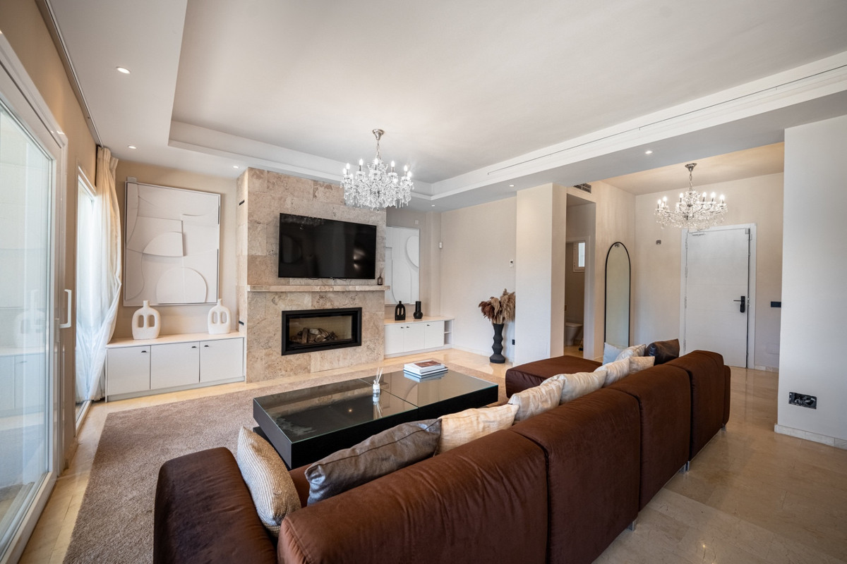 Se vende Villa - Chalet de 6 dormitorios en Costa Del Sol, Málaga, España