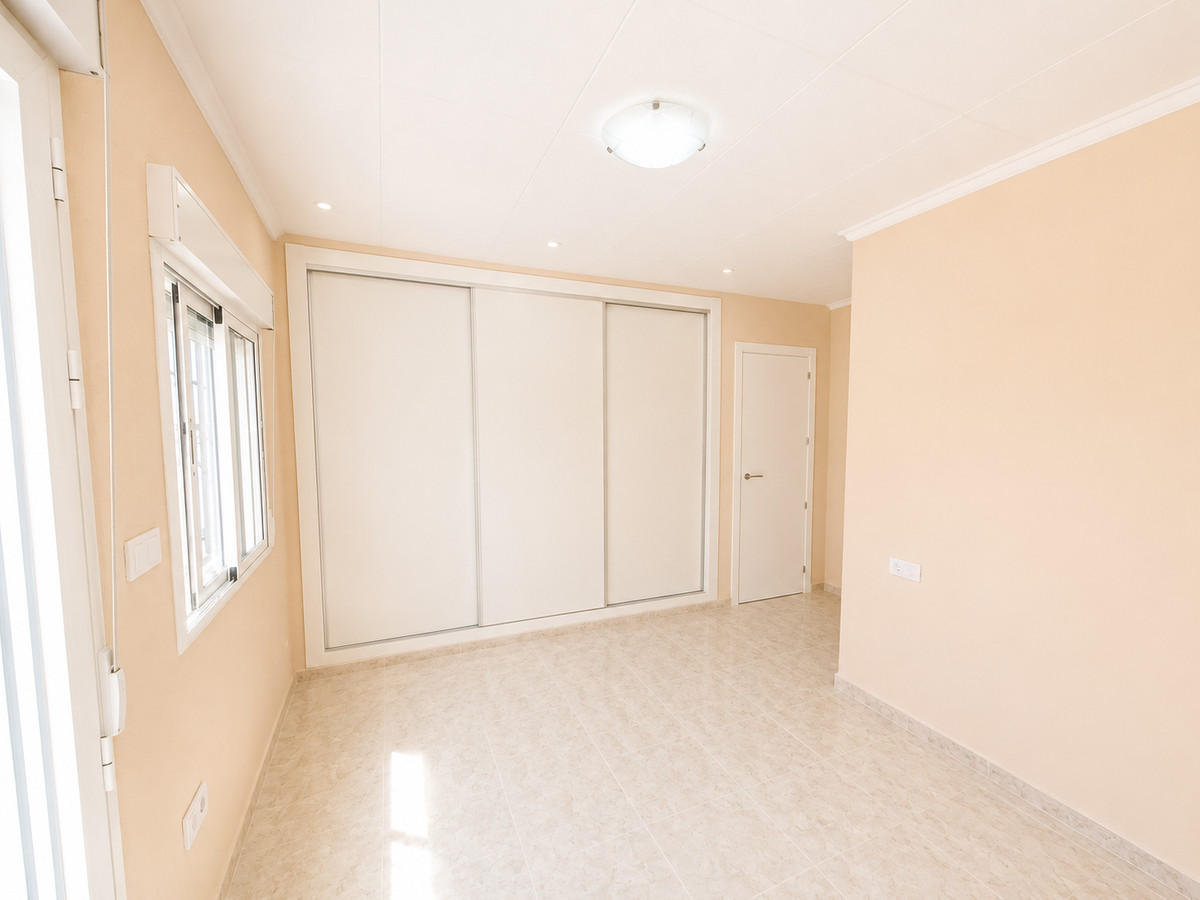 Se vende Adosada de 1 dormitorios en Costa Blanca, Alicante, España