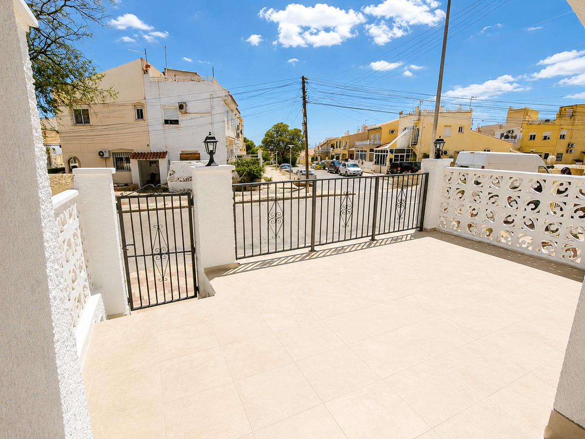 Se vende Adosada de 1 dormitorios en Costa Blanca, Alicante, España