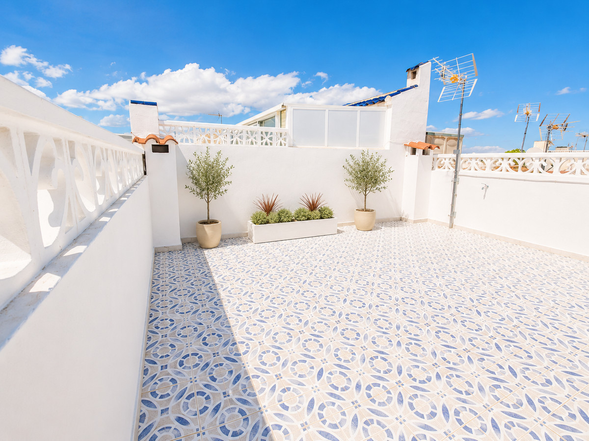 Se vende Adosada de 1 dormitorios en Costa Blanca, Alicante, España