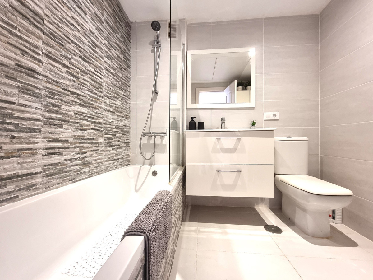 2 Bed Apartment for sale in Reserva De Marbella Costa Del Sol, Málaga, Spain