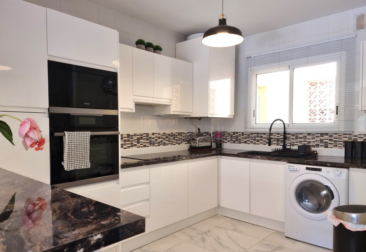 2 Bed Apartment for sale in Reserva De Marbella Costa Del Sol, Málaga, Spain