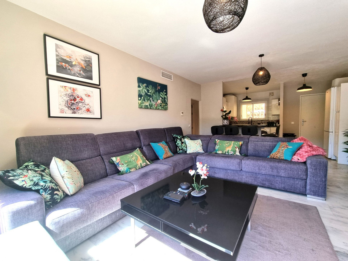 2 Bed Apartment for sale in Reserva De Marbella Costa Del Sol, Málaga, Spain