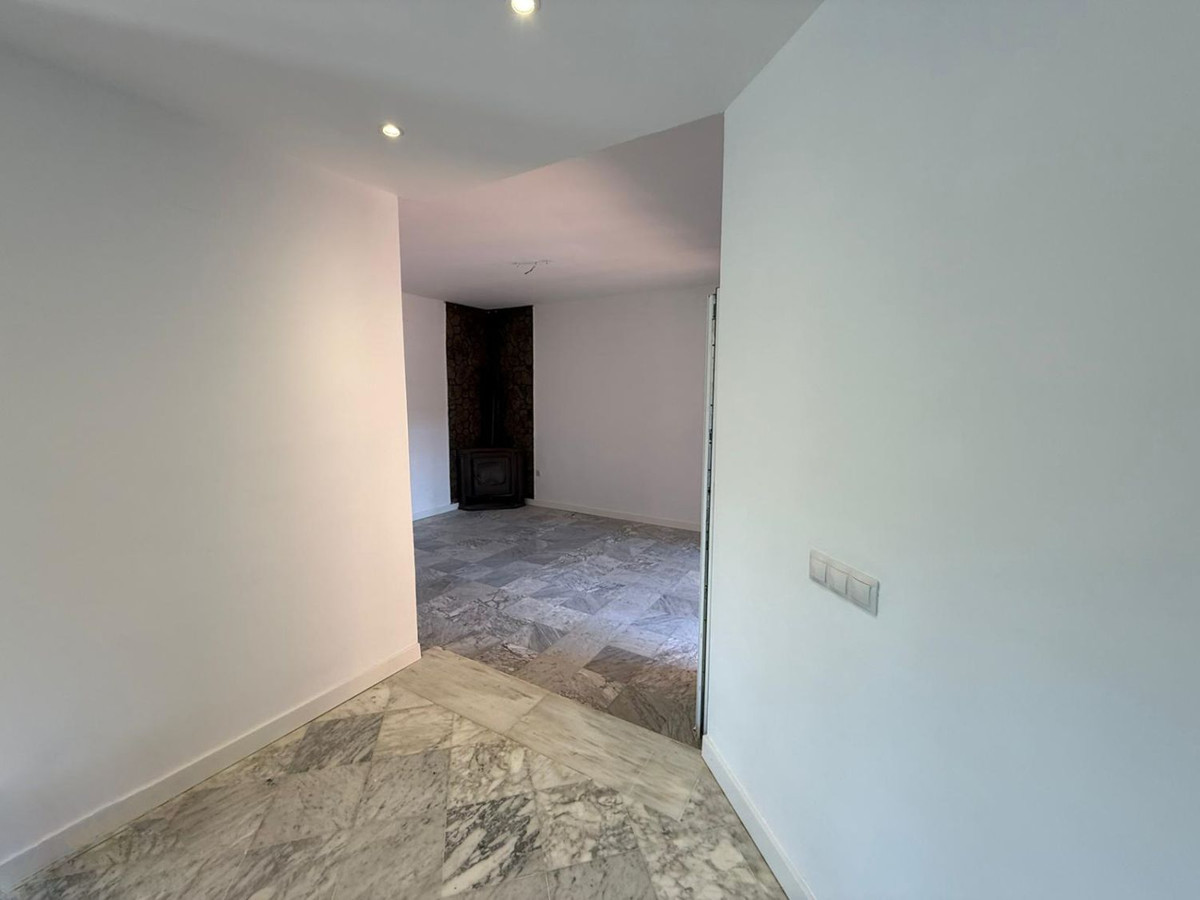Se vende Villa - Chalet de 4 dormitorios en Costa Del Sol, Málaga, España
