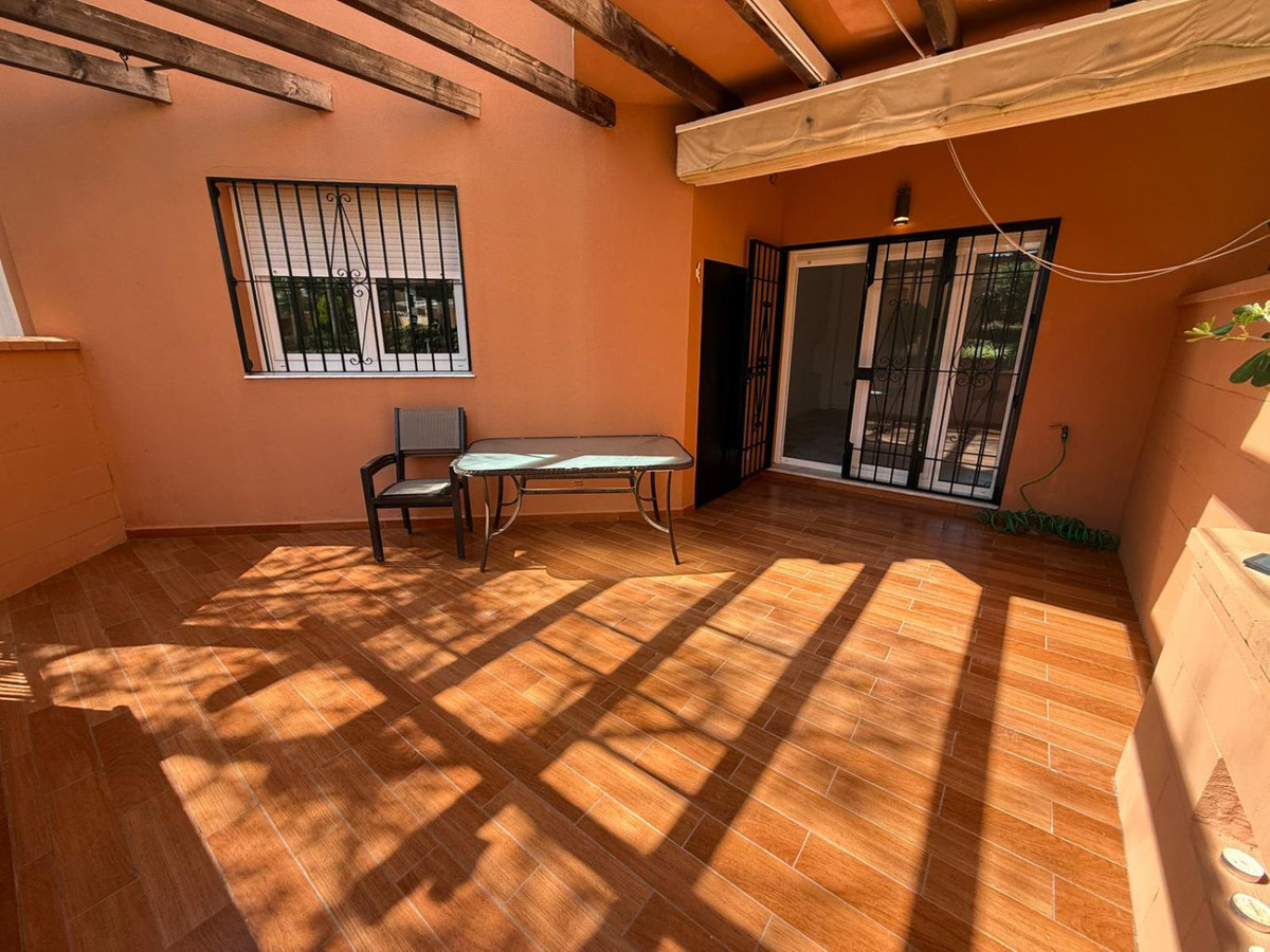 Se vende Villa - Chalet de 4 dormitorios en Costa Del Sol, Málaga, España