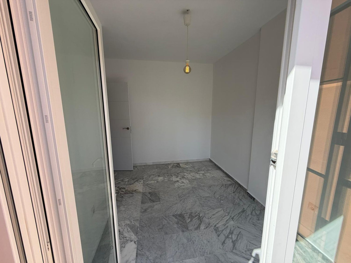 Se vende Villa - Chalet de 4 dormitorios en Costa Del Sol, Málaga, España