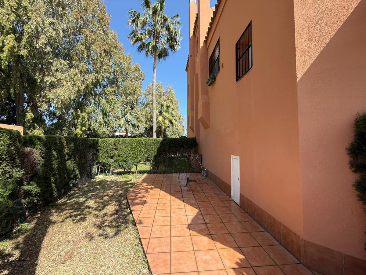 Se vende Villa - Chalet de 4 dormitorios en Costa Del Sol, Málaga, España