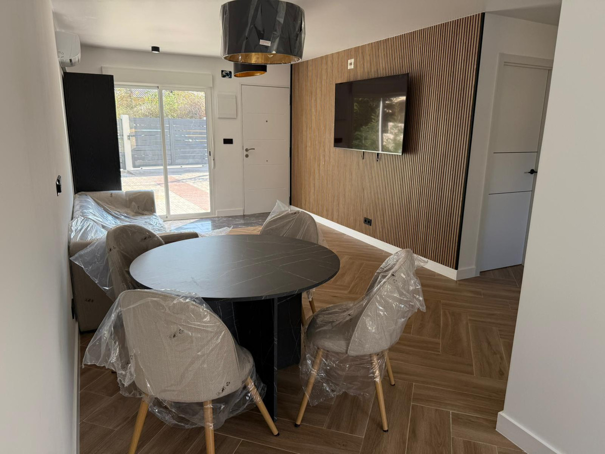 4 Bed Townhouse for sale in La Nucia Costa Blanca, Alicante, Spain