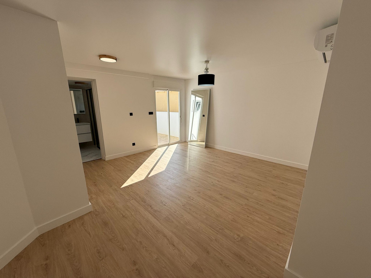 4 Bed Townhouse for sale in La Nucia Costa Blanca, Alicante, Spain