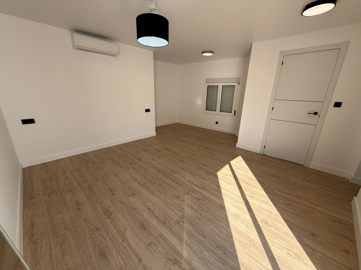 4 Bed Townhouse for sale in La Nucia Costa Blanca, Alicante, Spain