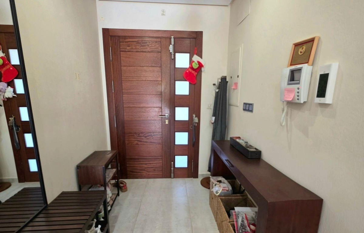 Se vende Villa - Chalet de 5 dormitorios en Costa Blanca, Alicante, España