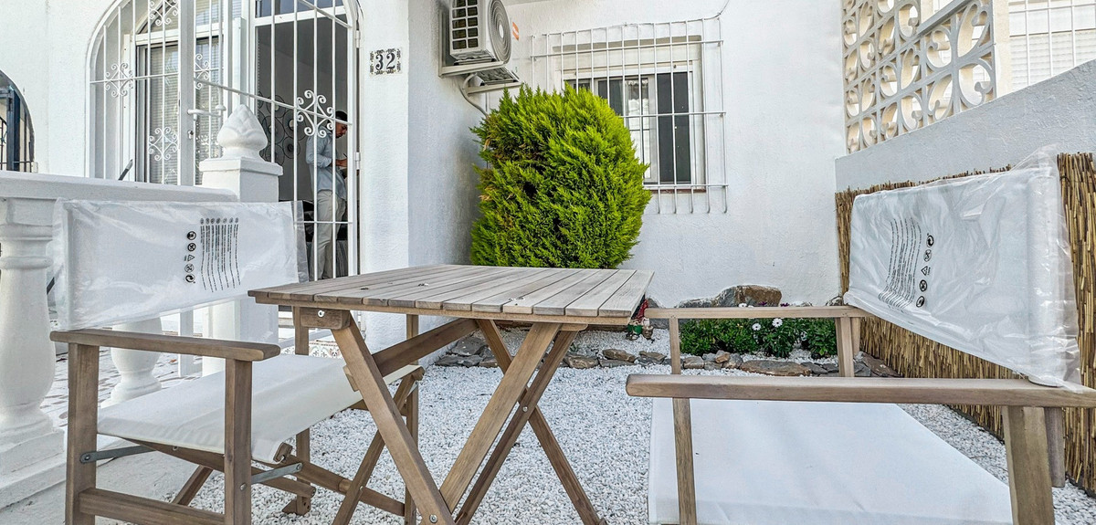 Se vende Bungalow de 1 dormitorios en Costa Blanca, Alicante, España