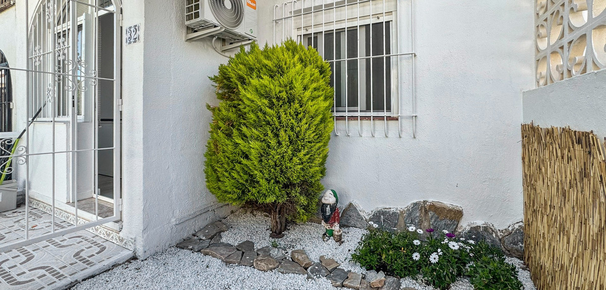 Se vende Bungalow de 1 dormitorios en Costa Blanca, Alicante, España