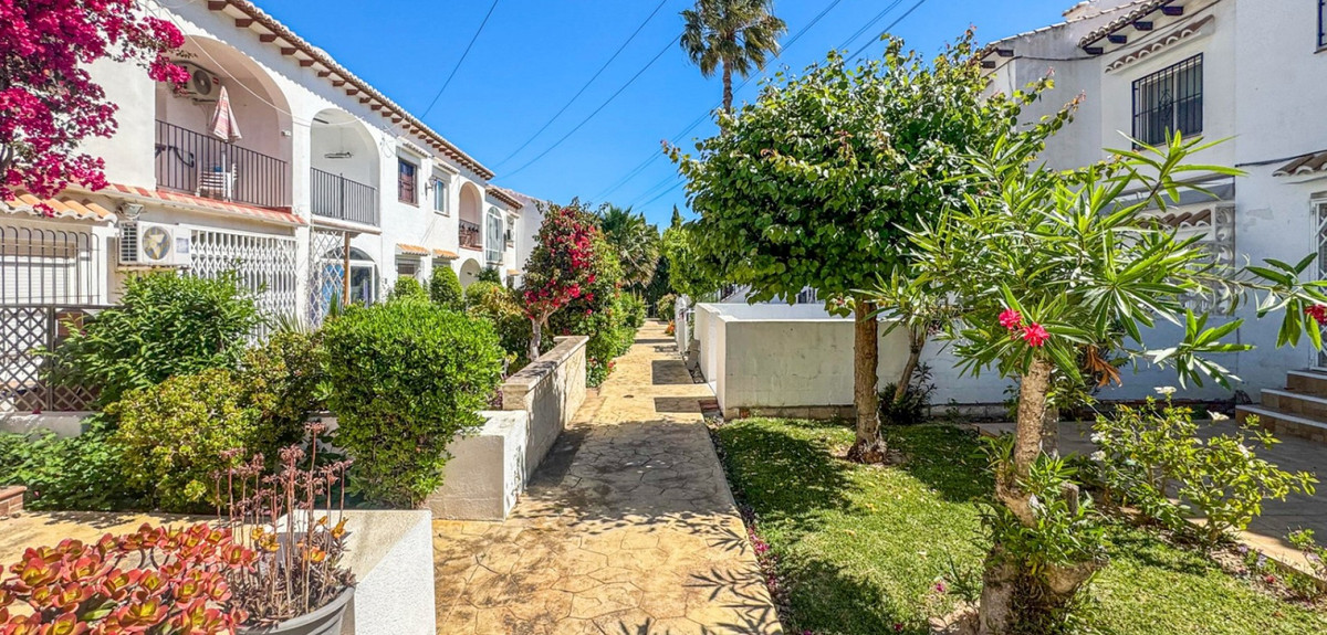Se vende Bungalow de 1 dormitorios en Costa Blanca, Alicante, España