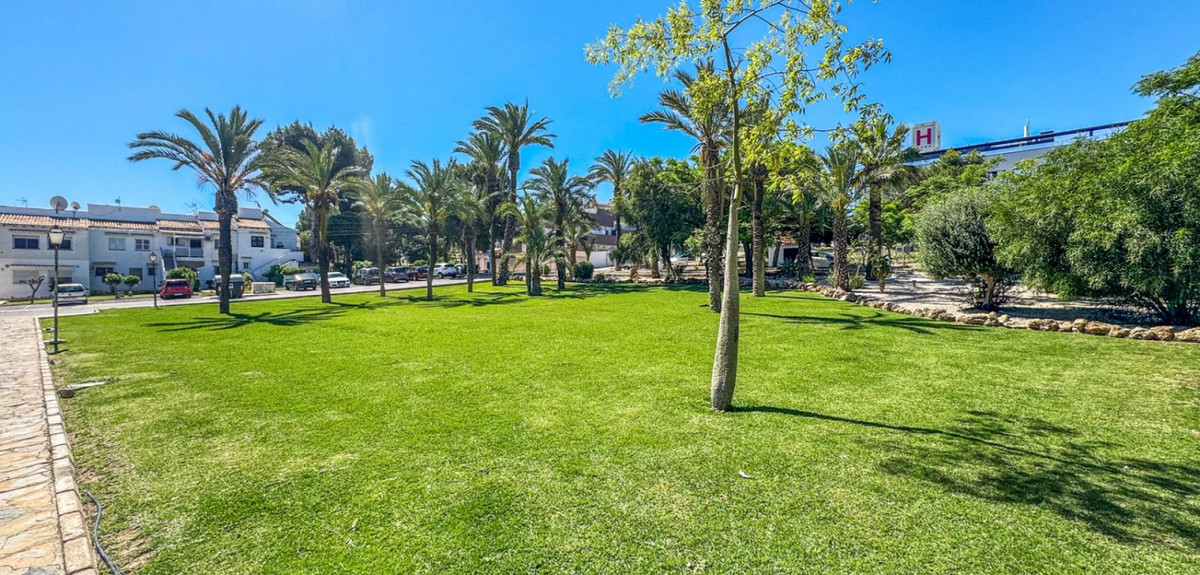 Se vende Bungalow de 1 dormitorios en Costa Blanca, Alicante, España