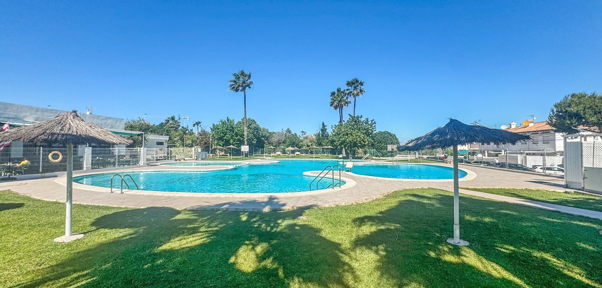 Se vende Bungalow de 1 dormitorios en Costa Blanca, Alicante, España