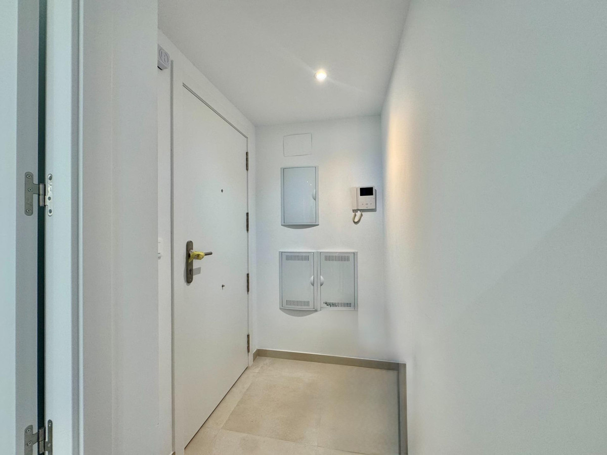 Se vende Apartamento Planta Media de 3 dormitorios en Costa Blanca, Alicante, España