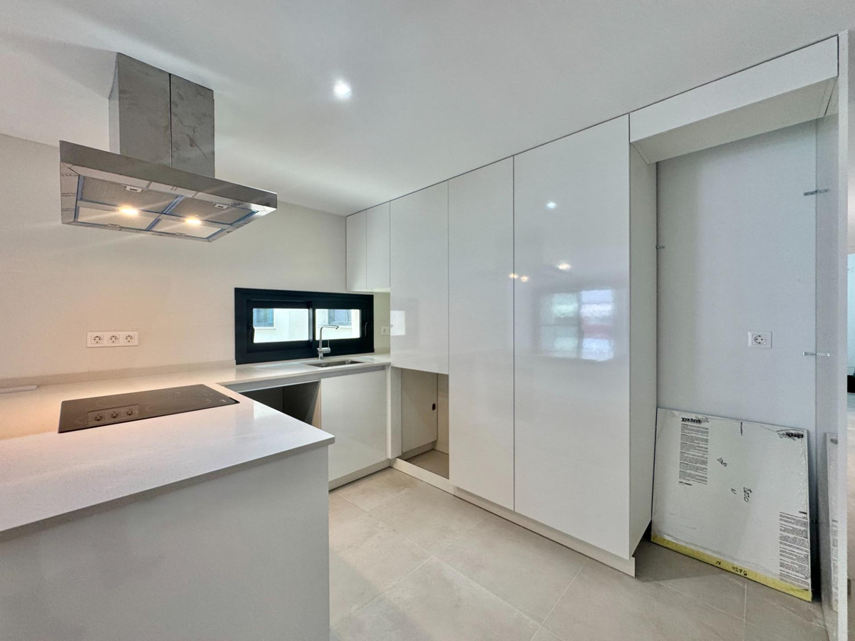 Se vende Apartamento Planta Media de 3 dormitorios en Costa Blanca, Alicante, España