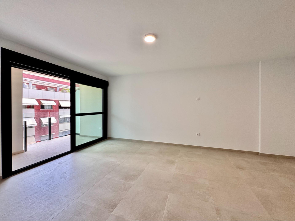 Se vende Apartamento Planta Media de 3 dormitorios en Costa Blanca, Alicante, España