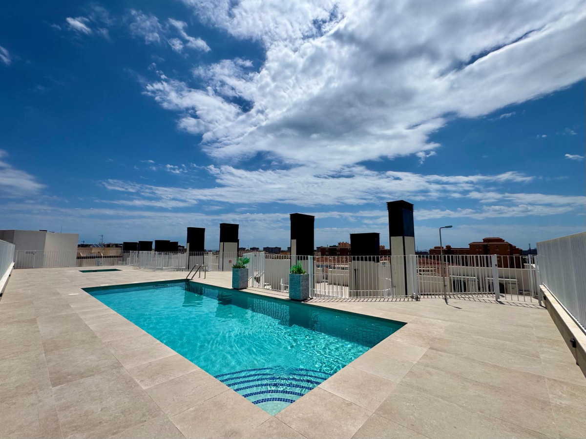 Se vende Apartamento Planta Media de 3 dormitorios en Costa Blanca, Alicante, España