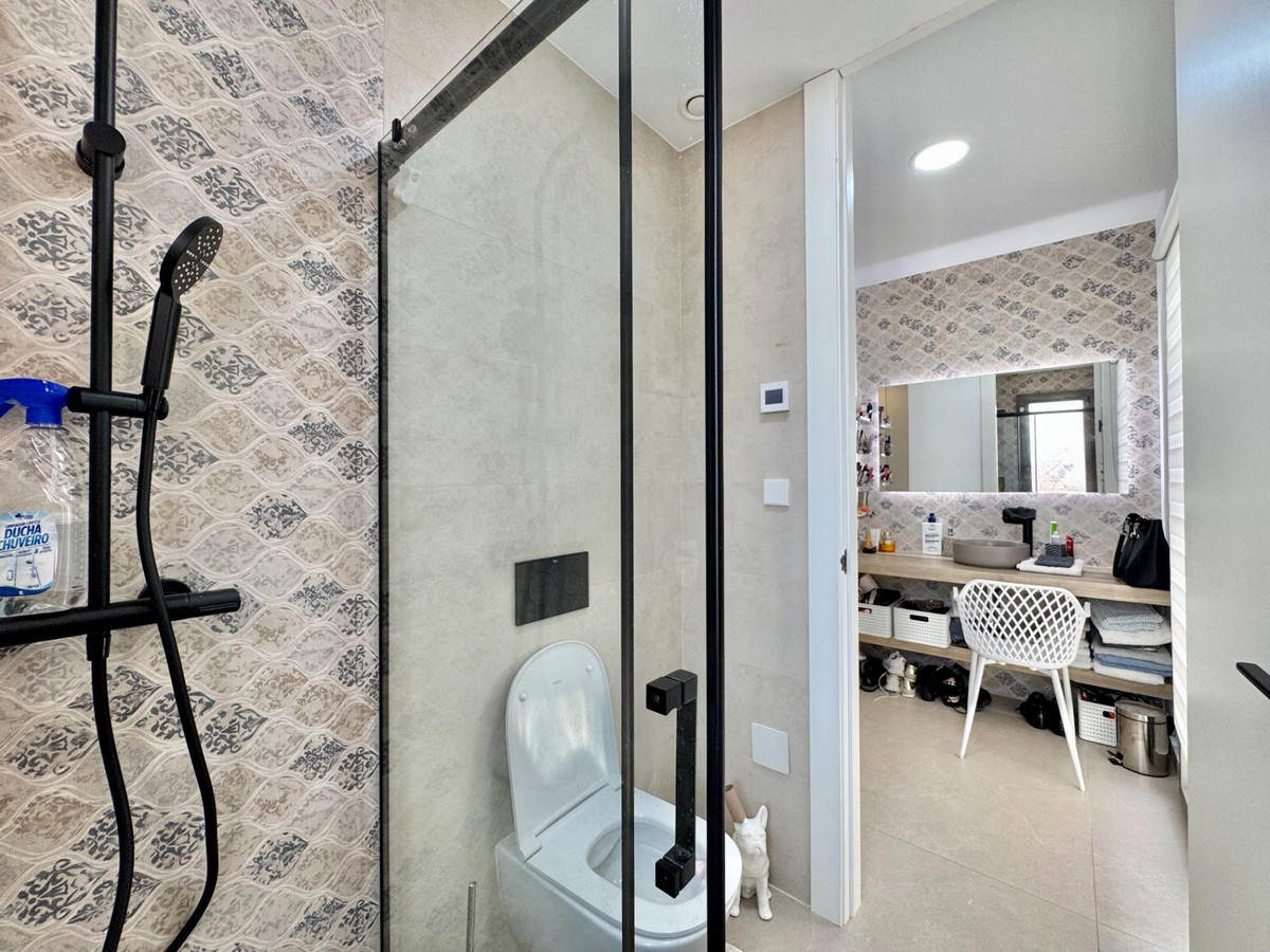 Se vende Villa - Chalet de 3 dormitorios en Costa Blanca, Alicante, España