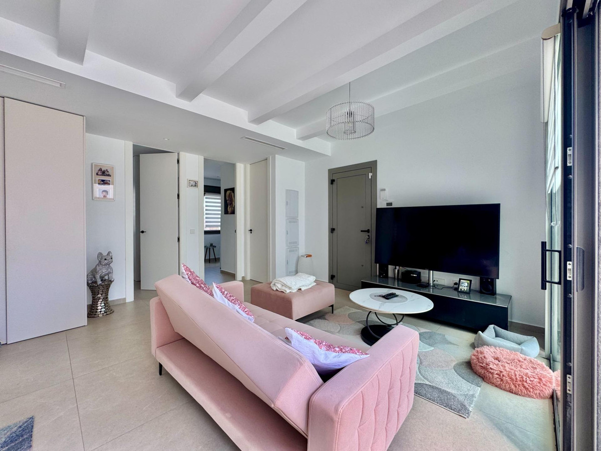 Se vende Villa - Chalet de 3 dormitorios en Costa Blanca, Alicante, España