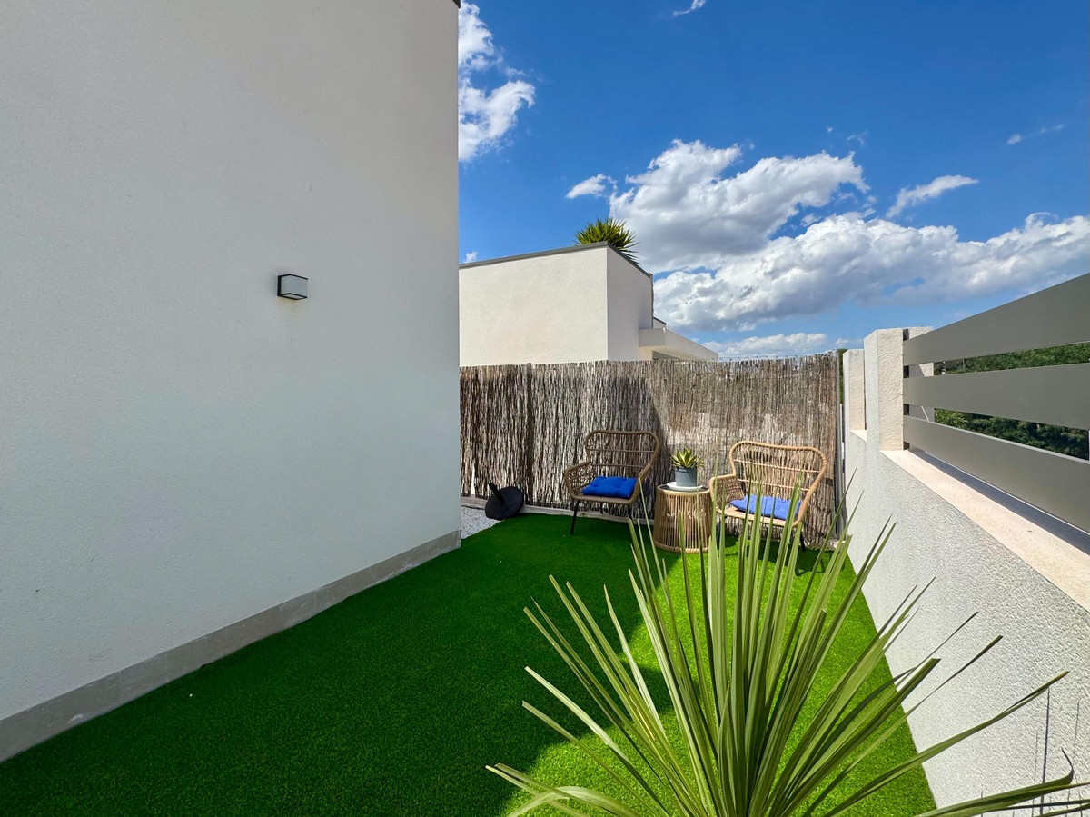 Se vende Villa - Chalet de 3 dormitorios en Costa Blanca, Alicante, España