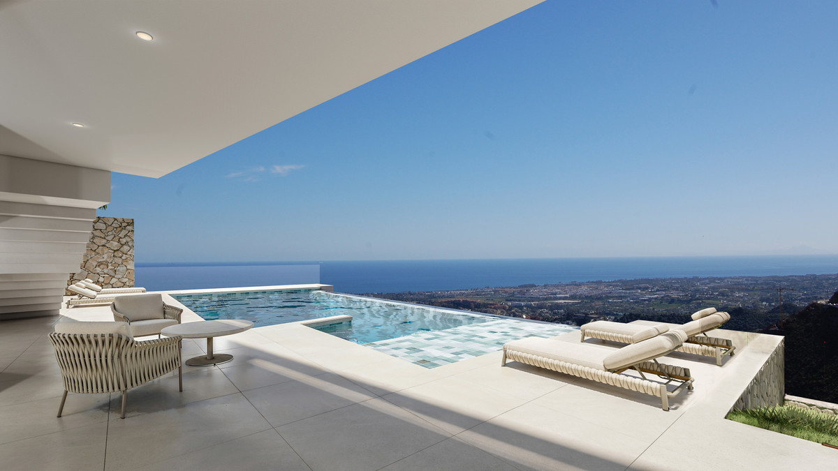 Se vende Villa - Chalet de 4 dormitorios en Costa Del Sol, Málaga, España