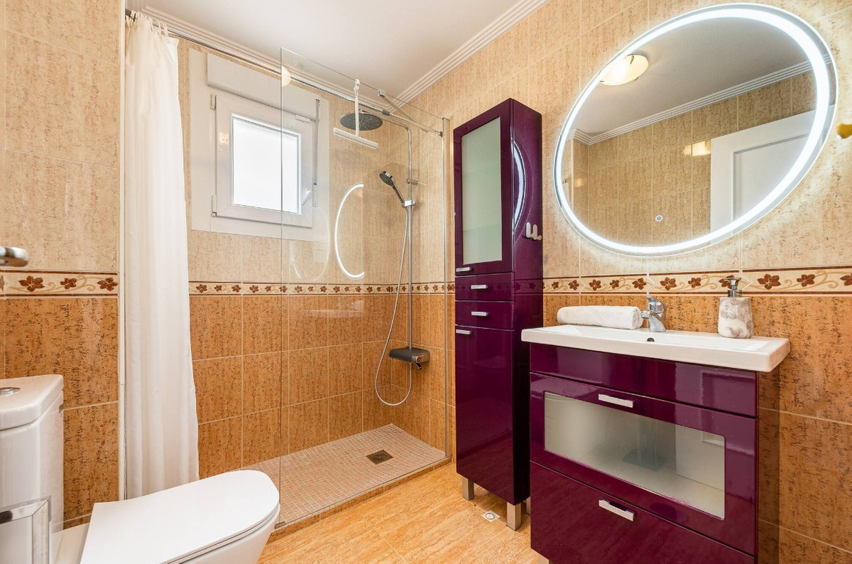 Se vende Ático de 2 dormitorios en Costa Blanca, Alicante, España