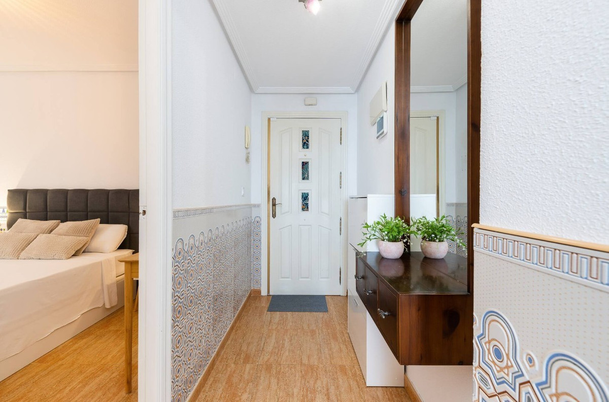 Se vende Ático de 2 dormitorios en Costa Blanca, Alicante, España