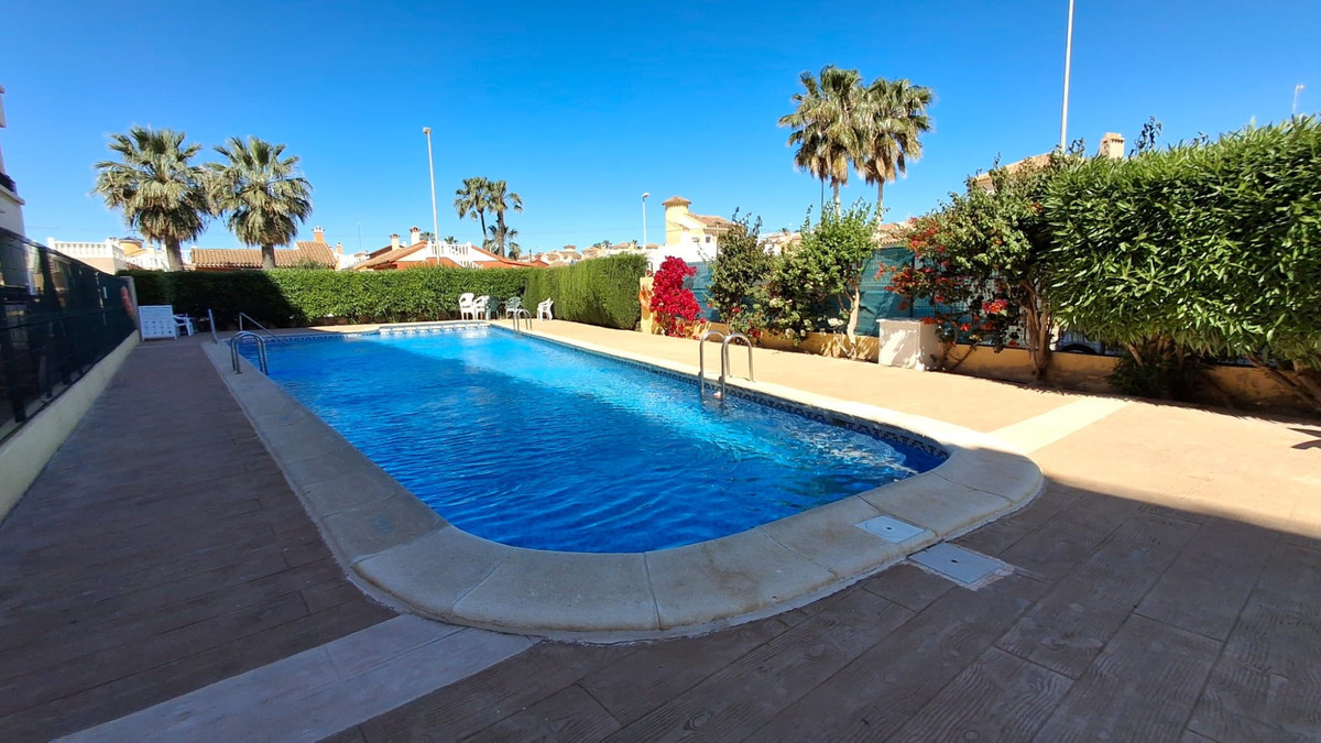 Se vende Ático de 2 dormitorios en Costa Blanca, Alicante, España