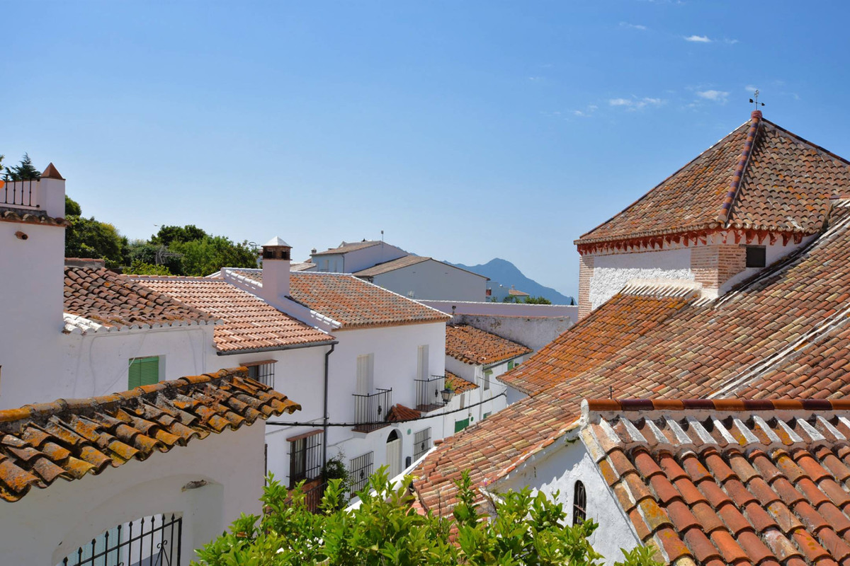 3 Bed Townhouse for sale in Gaucín Costa Del Sol, Málaga, Spain