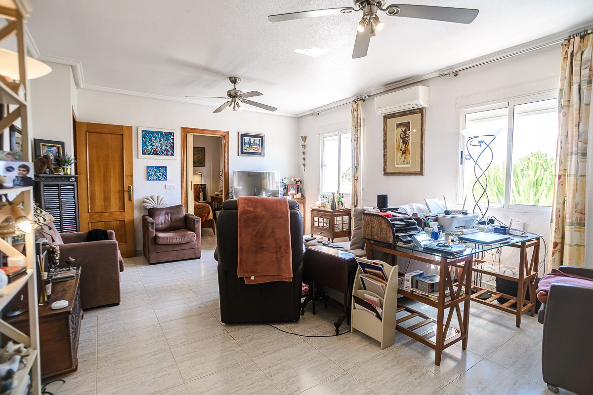 Se vende Apartamento Planta Media de 4 dormitorios en Costa Blanca, Alicante, España