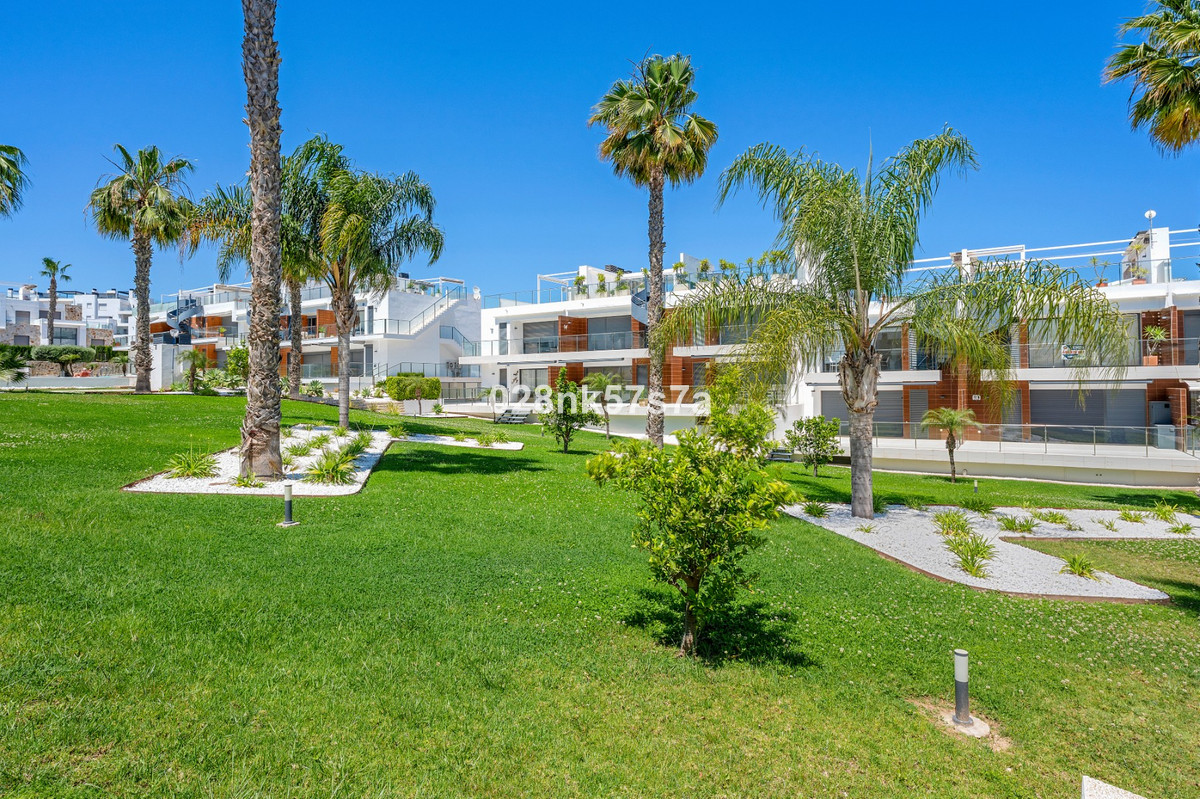 3 Bed Apartment for sale in Punta Prima Costa Blanca, Alicante, Spain
