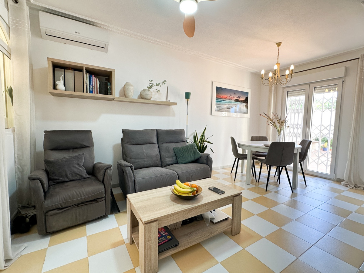 3 Bed Townhouse for sale in Torrevieja Costa Blanca, Alicante, Spain
