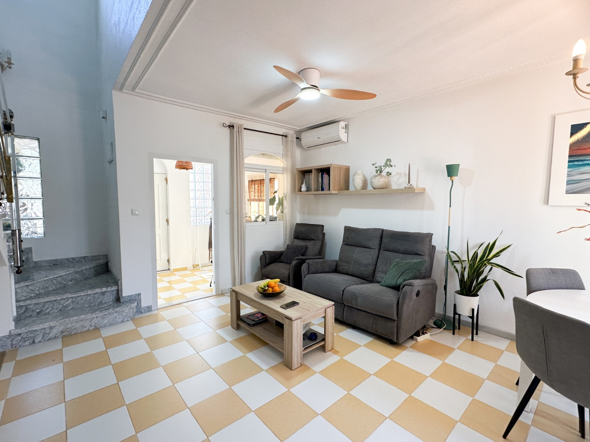3 Bed Townhouse for sale in Torrevieja Costa Blanca, Alicante, Spain